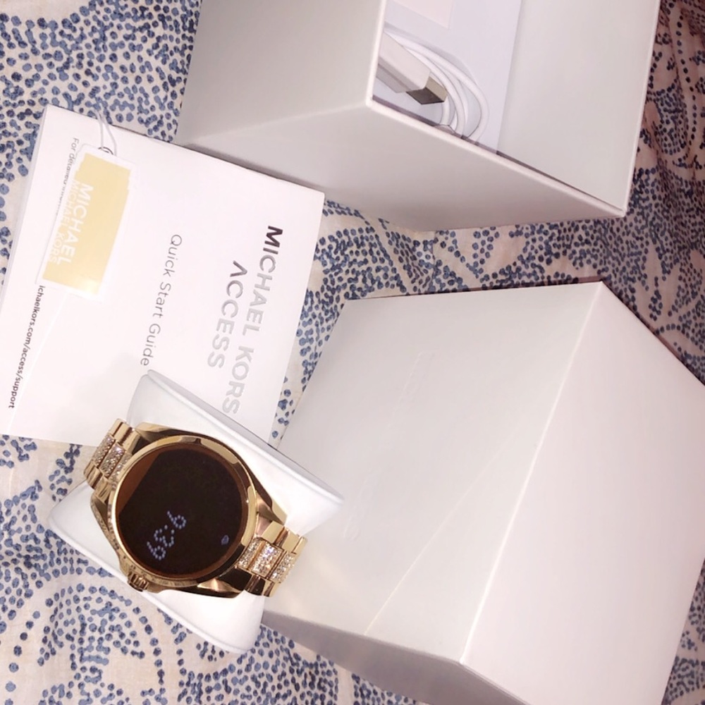 Michael Kors Bradshaw gold - tone smart watch